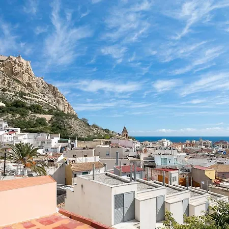 Casita Kunterbunt * Alicante